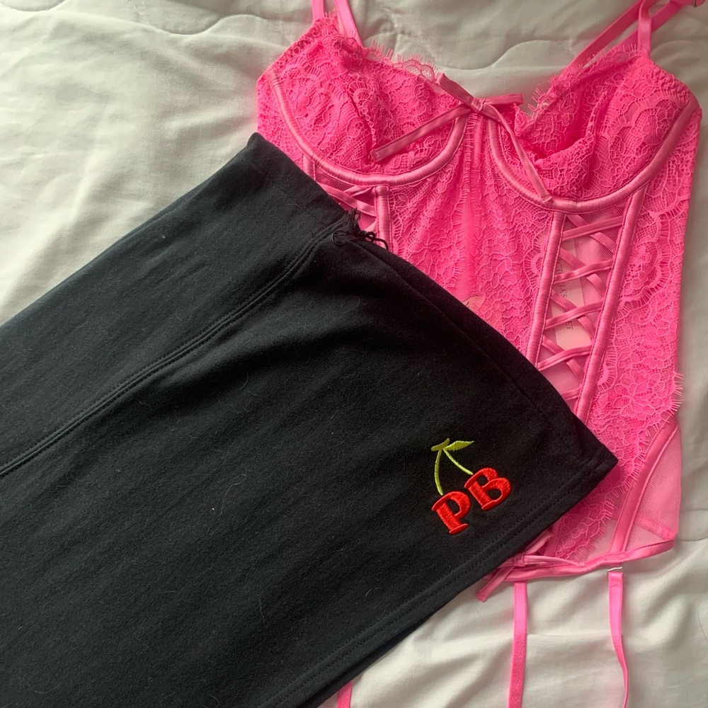 Playboy Cherry Embroidered Logo Black Mini Skirt - Picture 2 of 8